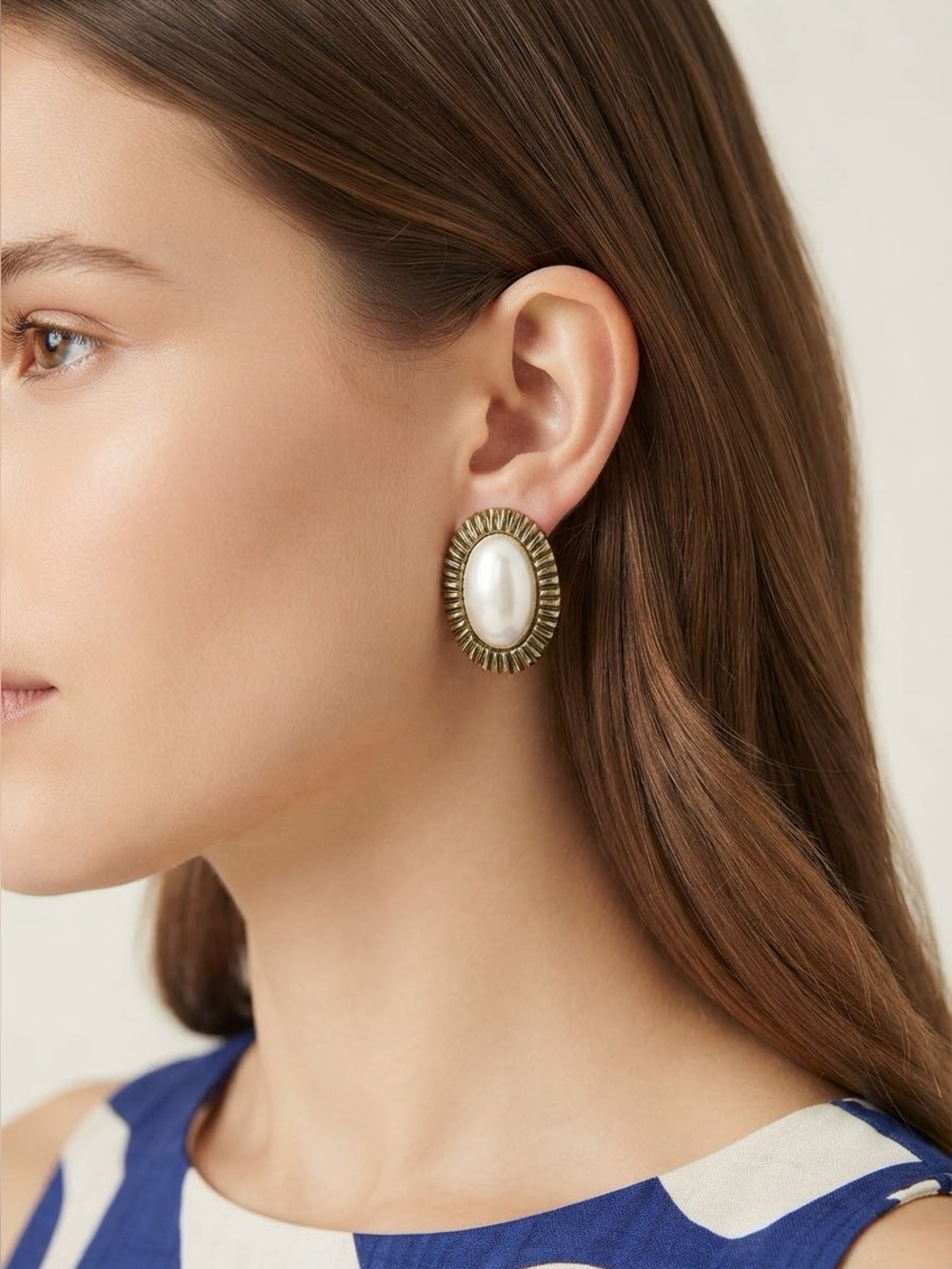 Vintage Faux Mother of Pearl Oval Earrings | Gold Tone Ribbed Cabochon Studs